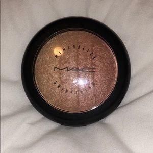 Limited Edition! Redhead Mineralized Powder!